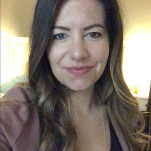 Meet your Posher, Stacy